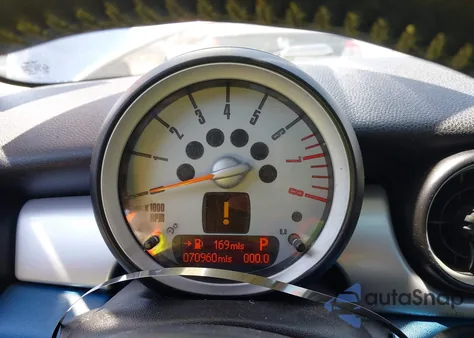 2007 Mini Cooper S from USA, damaged, VIN WMWMF73587TL89265